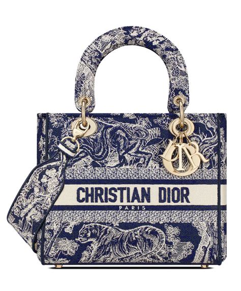 lady dior d lite|The story behind one of Dior’s most iconic handbags: the Lady Dior.